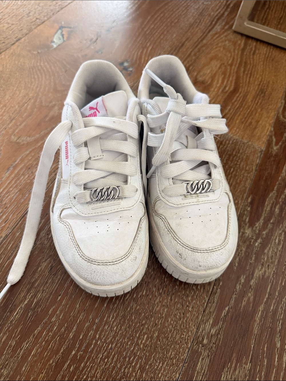 Puma Kids White Low-Top Sneakers with Pink Logo Accent